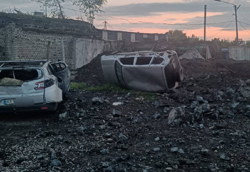 Schäden durch russischen Raketenangriff in Charkiw