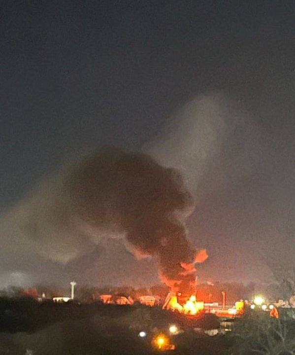 Oil depot is on fire in Oryol as result of a drone attack