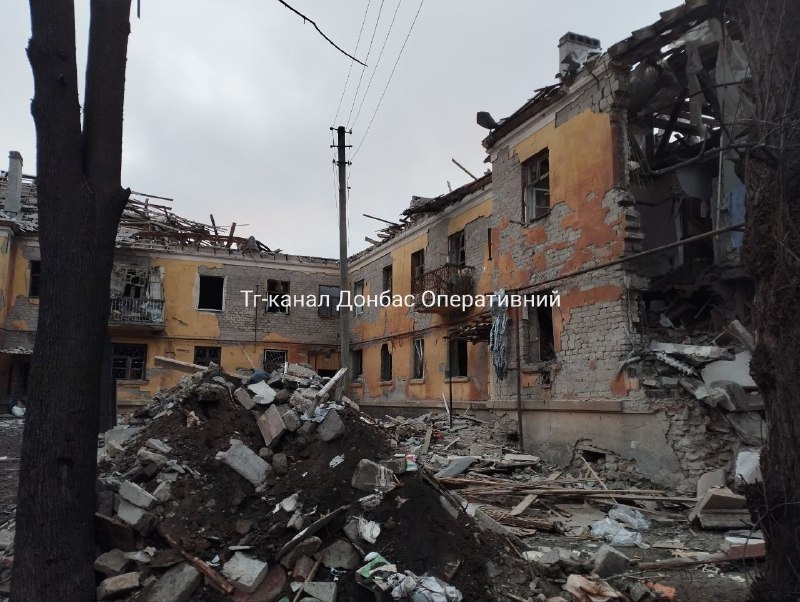 Several people wounded as result of airstrikes in Kostiantynivka, Donetsk region