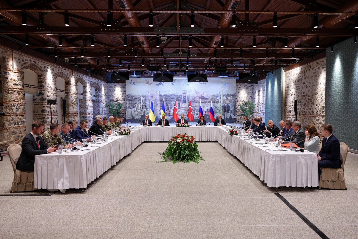 Turkish Foreign Minister: As a result of intensive diplomatic efforts, Russian and Ukrainian delegations held a meeting in Istanbul, facilitated by Türkiye. As a result of the meeting, they agreed to exchange one thousand people from each country as a confidence-building measure. They also agreed to share with the other side in writing the conditions that would make it possible to reach a ceasefire. The parties also agreed in principle to meet again.