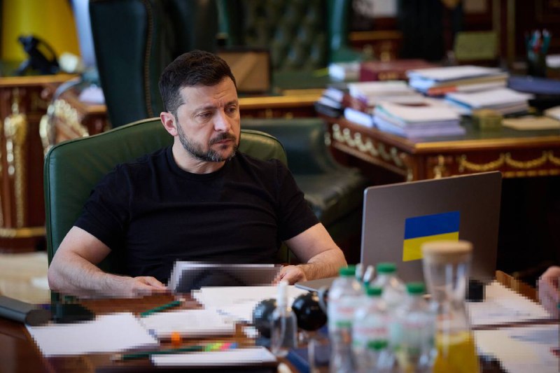 Zelensky: Spoke with Serbian President Aleksandar Vučić. Discussed topical issues – our European integration and bilateral cooperation. In particular, we talked about interaction in Ukraine – South-Eastern Europe format