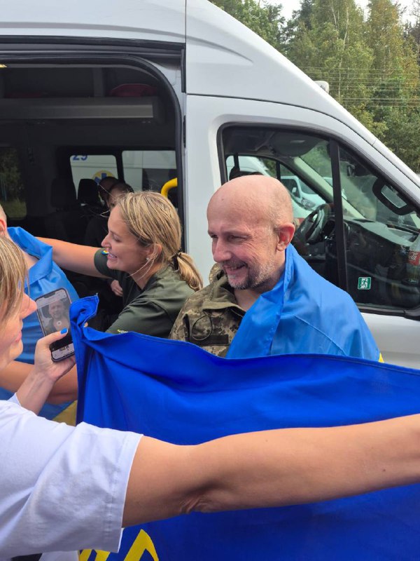 Ukraine and Russia had conducted another prisoners swap, reportedly 164 on 164