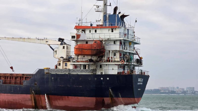 Russia attacked 2 civilian ships with the strike drones, - Deputy Prime Minister for Reconstruction Kuleba. Port of Chornomorsk: the ship was under the foreign flag of Saint Kitts and Nevis, was heading to load grain cargo within the Ukrainian Sea Corridor. As a result of the attack, a crew member, a Syrian citizen, killed. Port of Odesa: the ship, which was transporting soybeans, was under the flag of the Comoros Islands. Preliminary, there are casualties