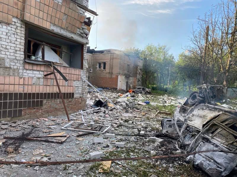 Внаслідок російських обстрілів у Краматорську та Ясногірці Донецької області загинуло 2 людини, 3 отримали поранення