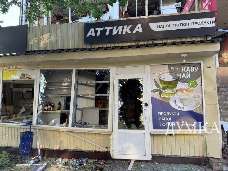 Bei russischen Raketenangriffen in Tschuluiw in der Region Charkiw wurden fünf Menschen getötet und weitere verletzt.