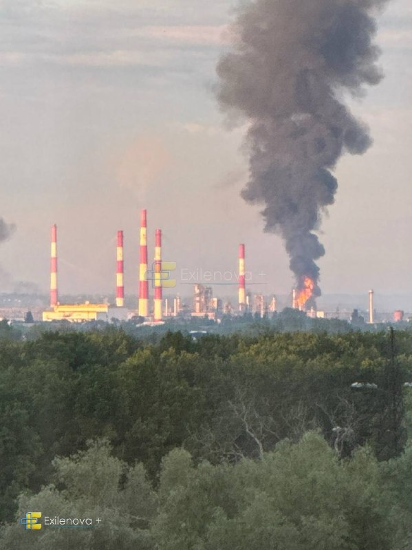 Une raffinerie de pétrole a été attaquée à Novokuybyshevsk, dans la région de Samara.